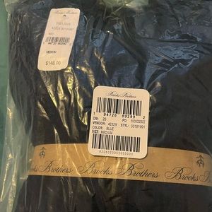 Brooks Brothers men’s sweater. Long sleeve Men’s. Size M/Navy Blue